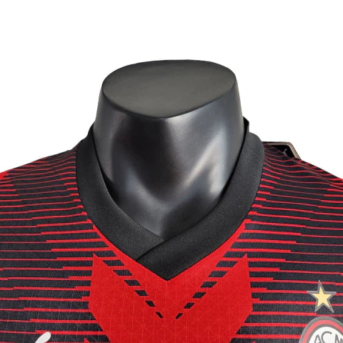 Camisa Milan I 23/24 Jogador Puma Masculina - Vermelho e Preto