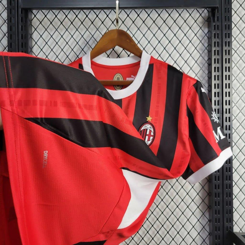 Camisa Milan I Home 2024/25 Puma Torcedor Masculino Vermelho e Preto