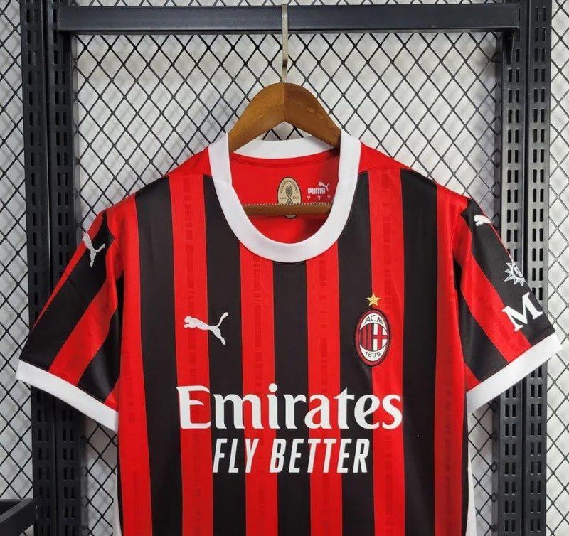 Camisa Milan I Home 2024/25 Puma Torcedor Masculino Vermelho e Preto